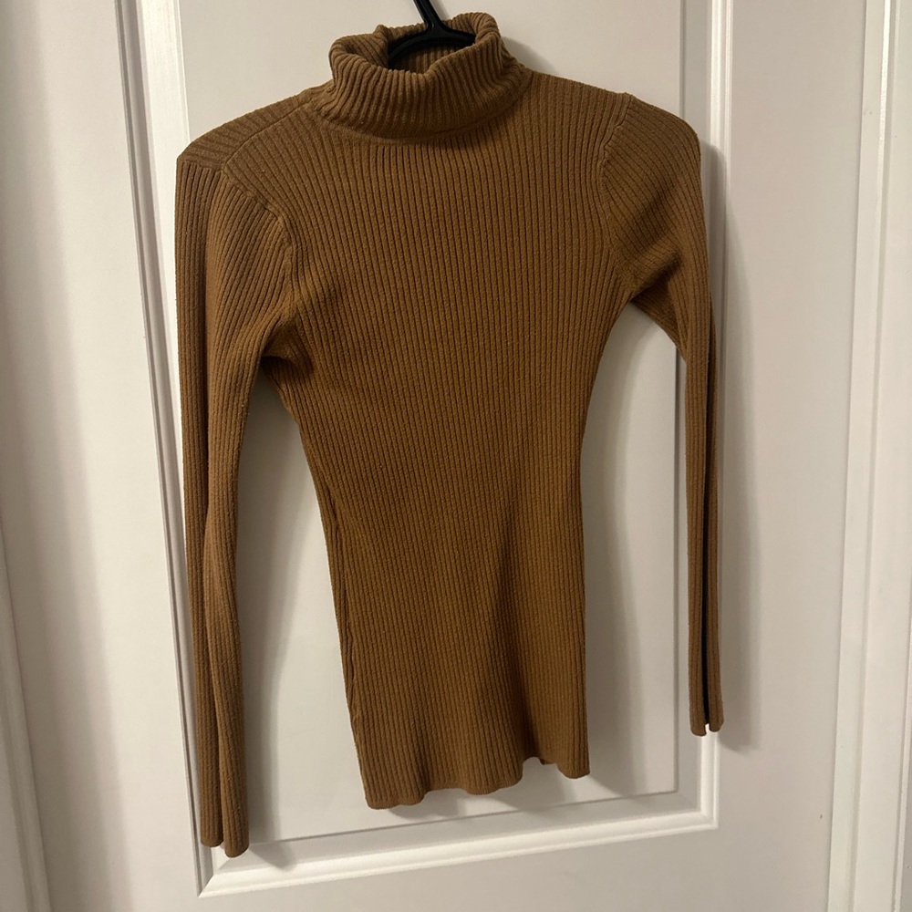 Brown comfortable turtle neck sweater